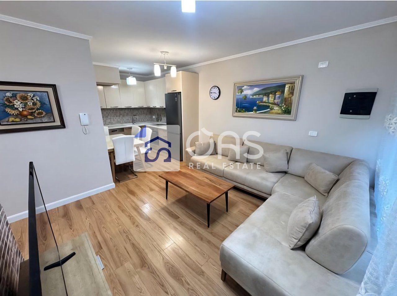 Jepet me qera Apartament Duplex 2+1+1 Tek Kodra e Diellit 2 2