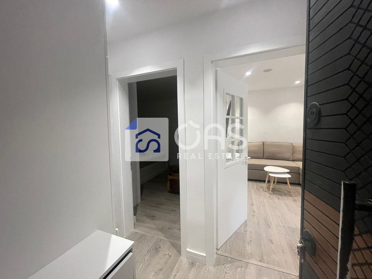 Jepet apartament me qera 1+1 perballe Harry Fulzit. 4