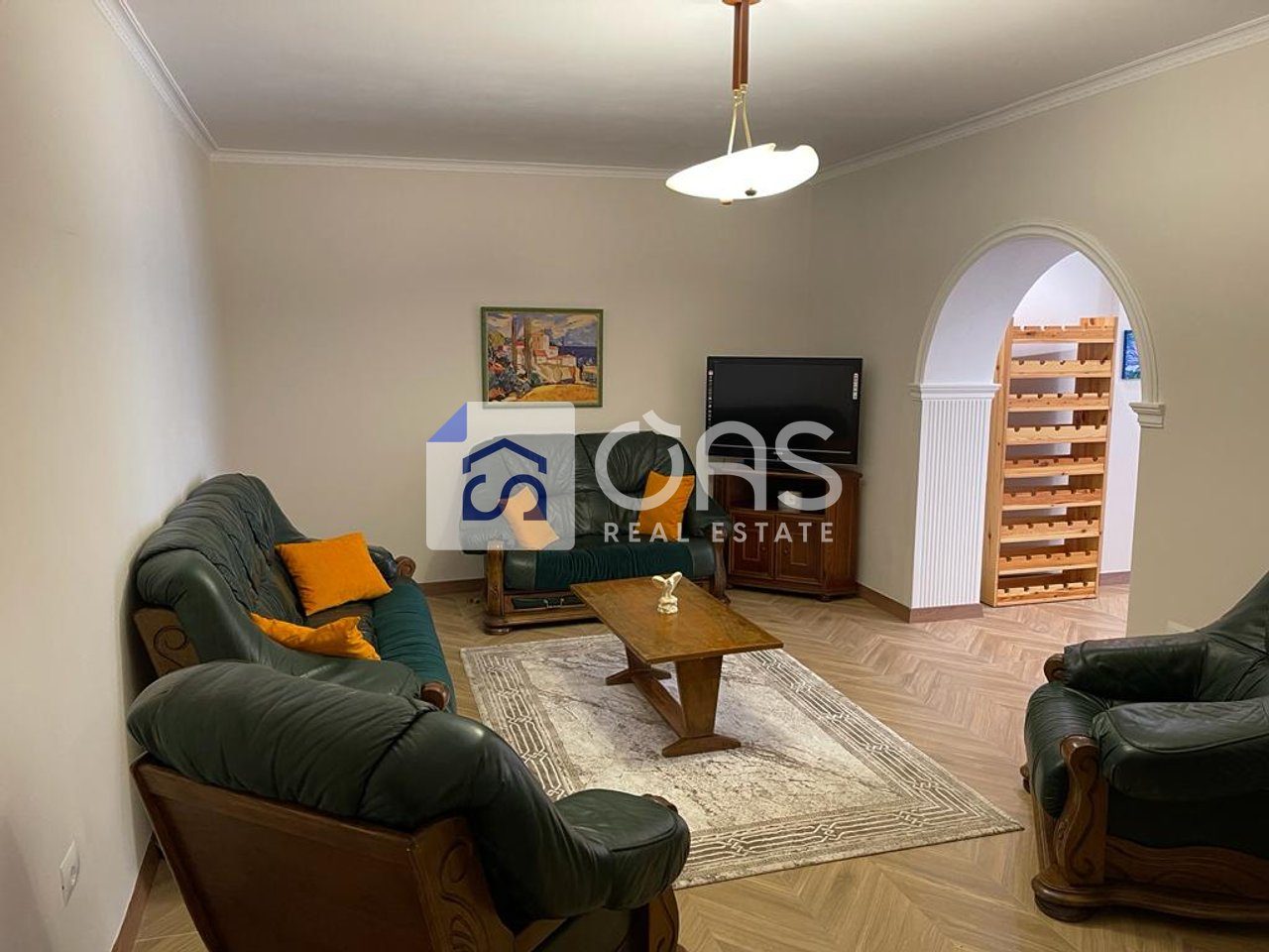 Jepet apartament me qera 3+1 ne 21sh " Mozaiku i Tiranes"