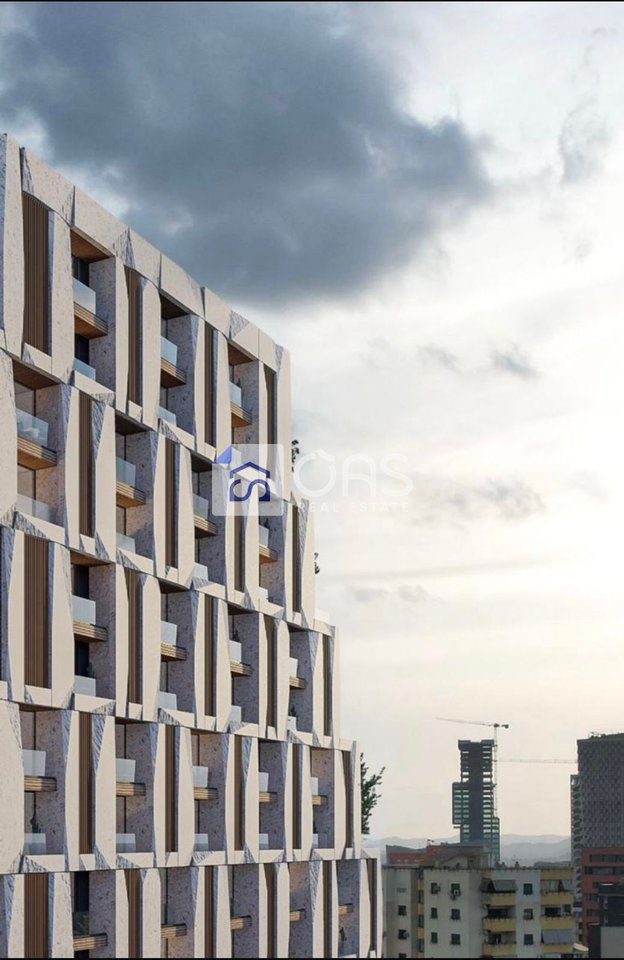 Shitet apartament 1+1 Rruga Bardhyl. 2