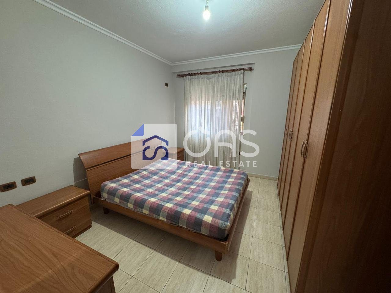 Jepet apartament me qera 1+1 Kodra Diellit 4