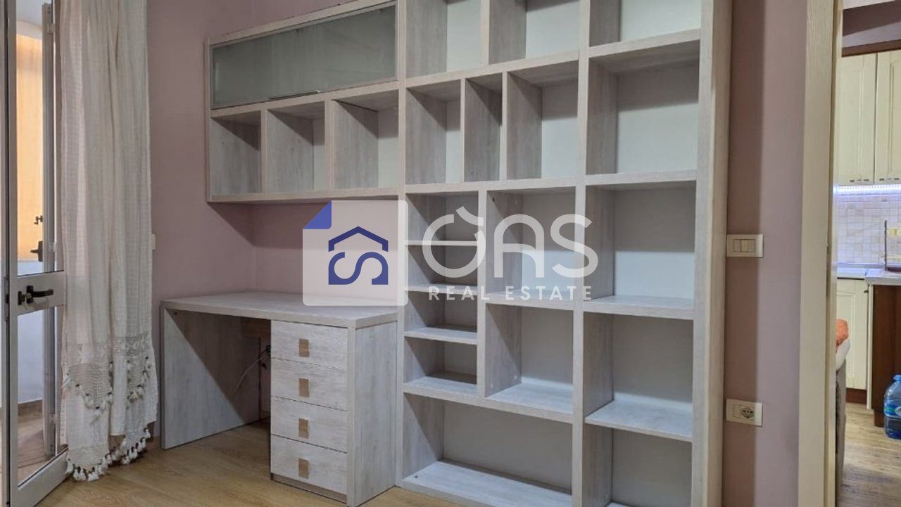 Jepet apartament me qera 2+1 tek Rruga e Durrsit 2