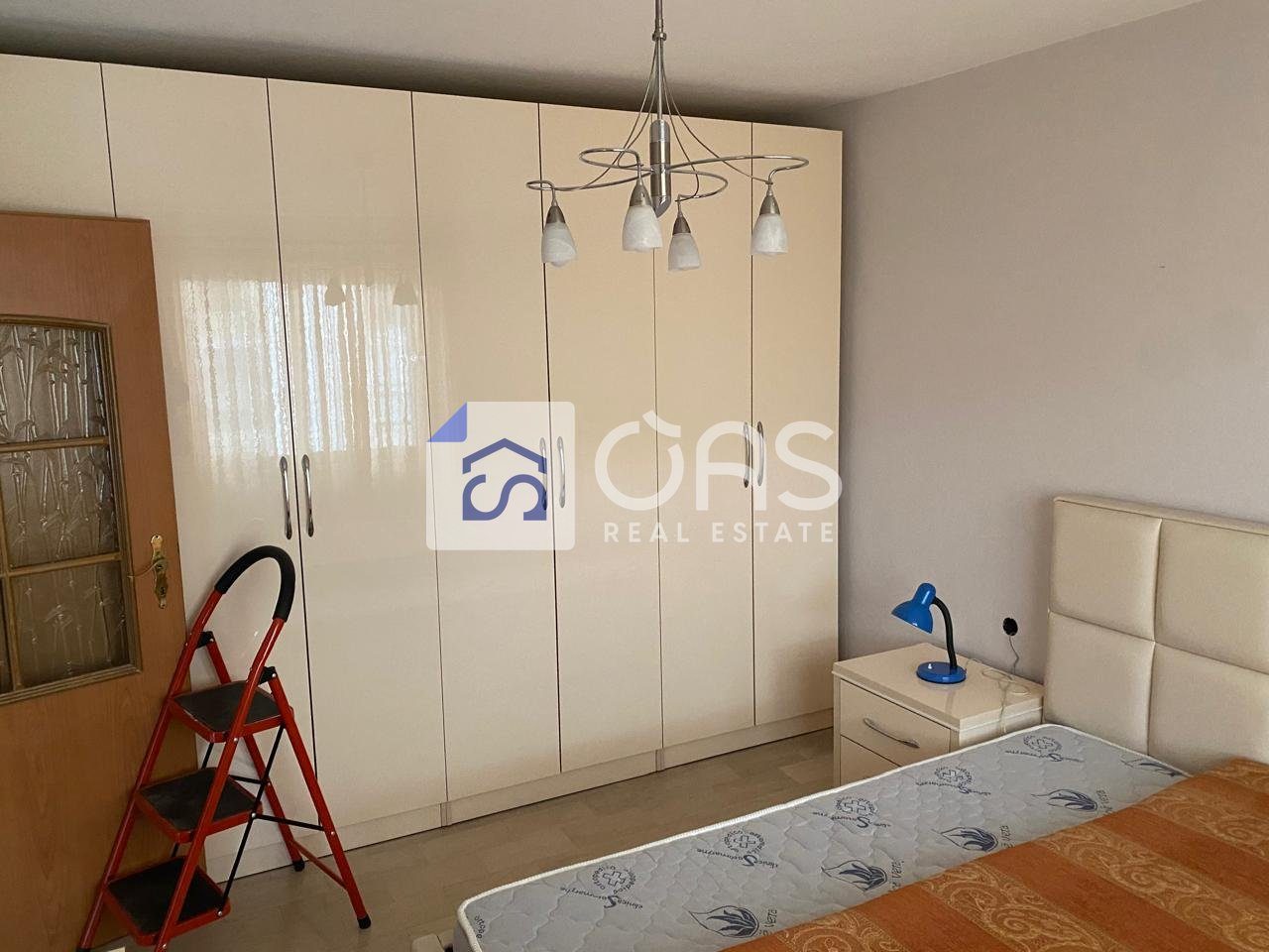 Jepet apartament me qera 1+1 Qytet Studenti 4