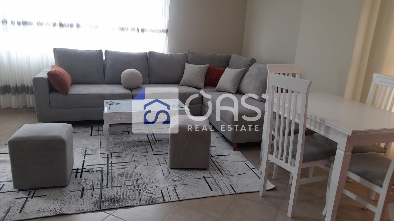 Jepet me Qera Apartament 2+1+2 Ne Astir