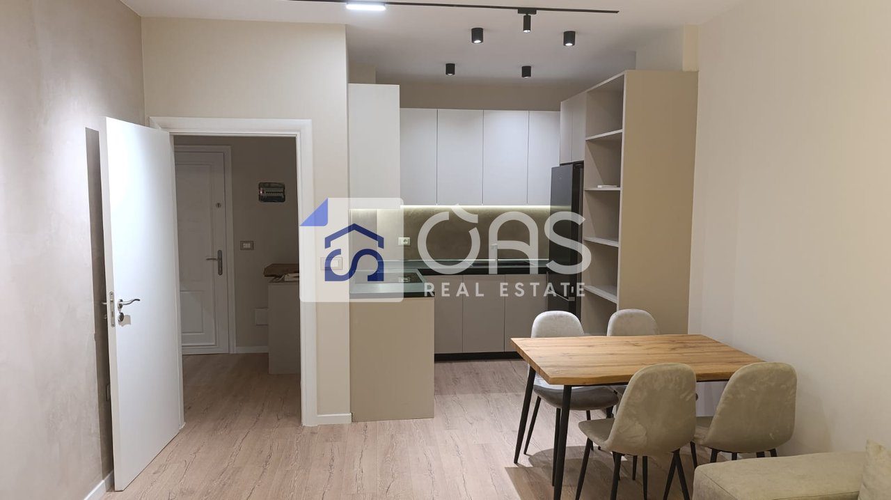 Jepet me qera apartamenti 1+1 perball deliorgjit 3