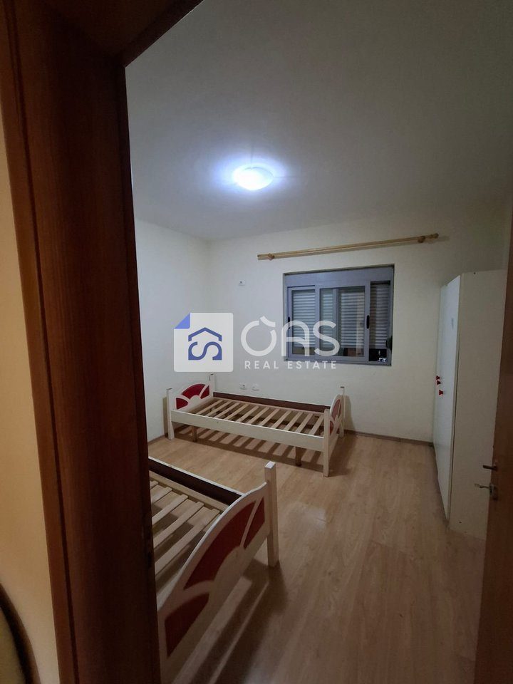 Shitet apartament 2+1 ne Astir 3