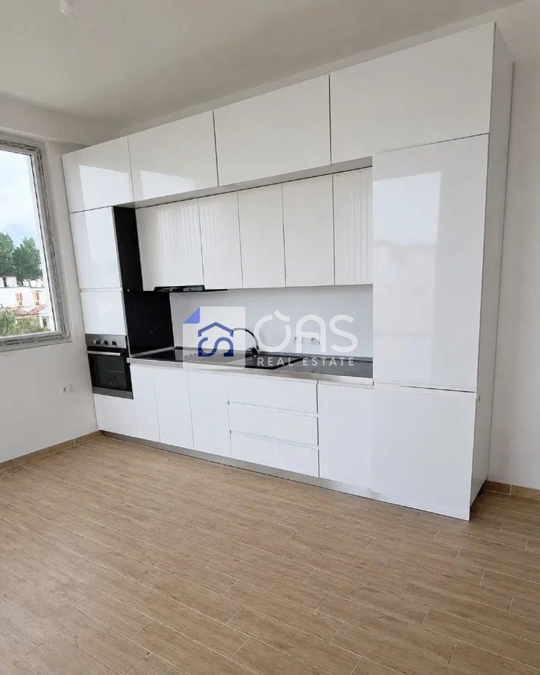 Jepet apartament me qera 1+1 Ne Astir