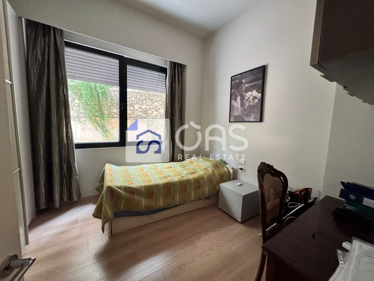 Shitet apartament 3+1+2+2 Garazhde Tek Liqeni i Thate 3