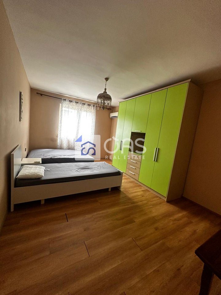 Jepet apartament me qera 2+1 Te Rruga Bardhyl 3