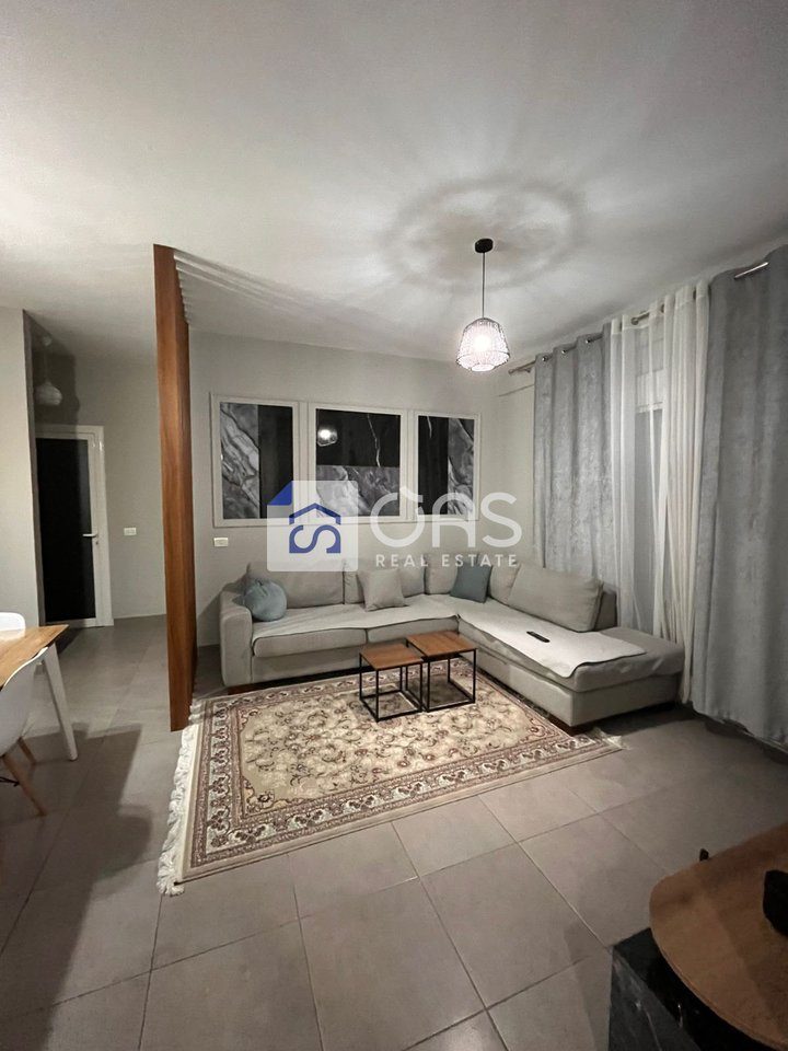 Jepet me qera apartamenti 1+1 casa italia 3