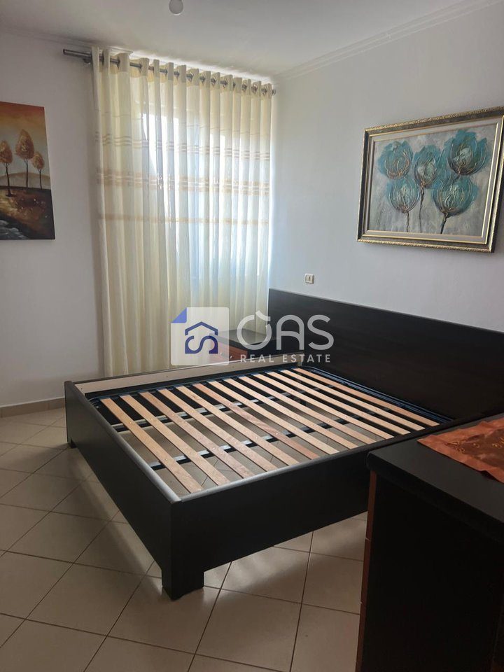 Jepet apartament me qera 2+1 Rruga e Kavajes