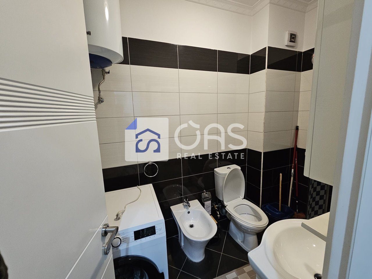 Jepet me qera apartament 2+1+2 Ne Astir 3