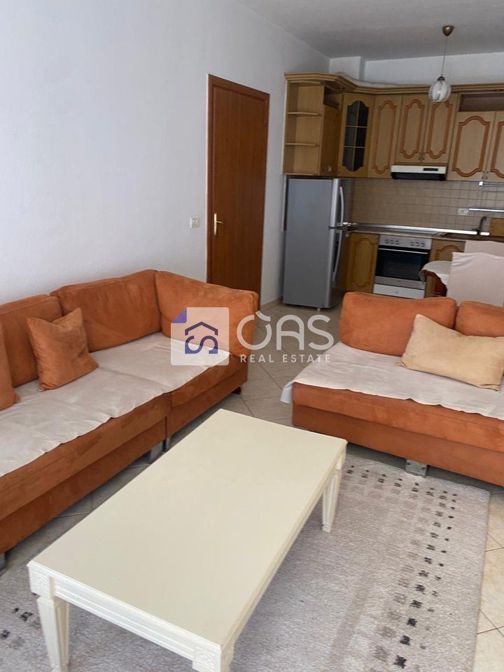 jepet me qira Apartament 3+1+2+2 KOMPLEKSI PANORAMA (SPAKU)