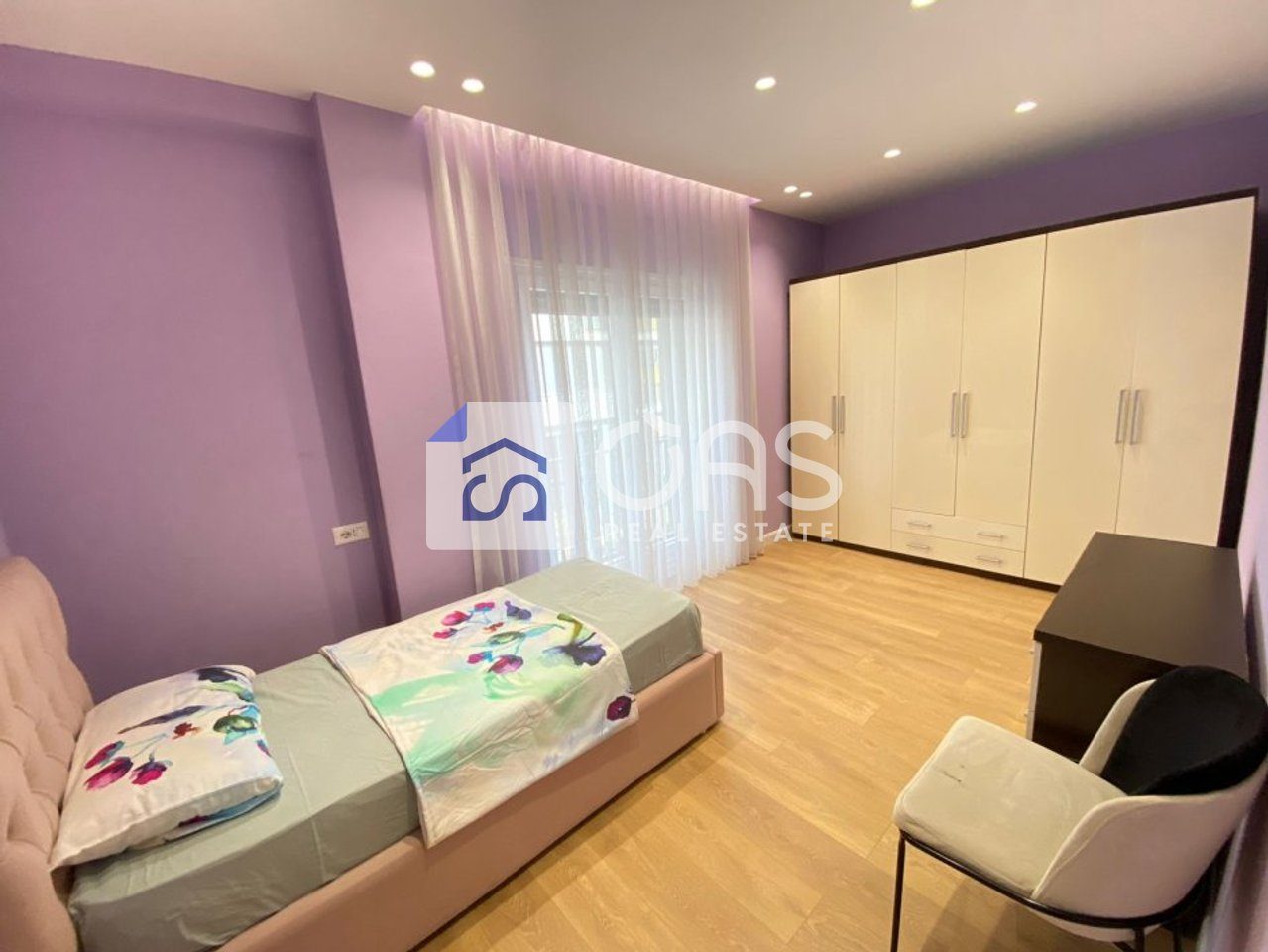 Jepet apartament e qera 2+1+2 tek Rruga e Dibres 4