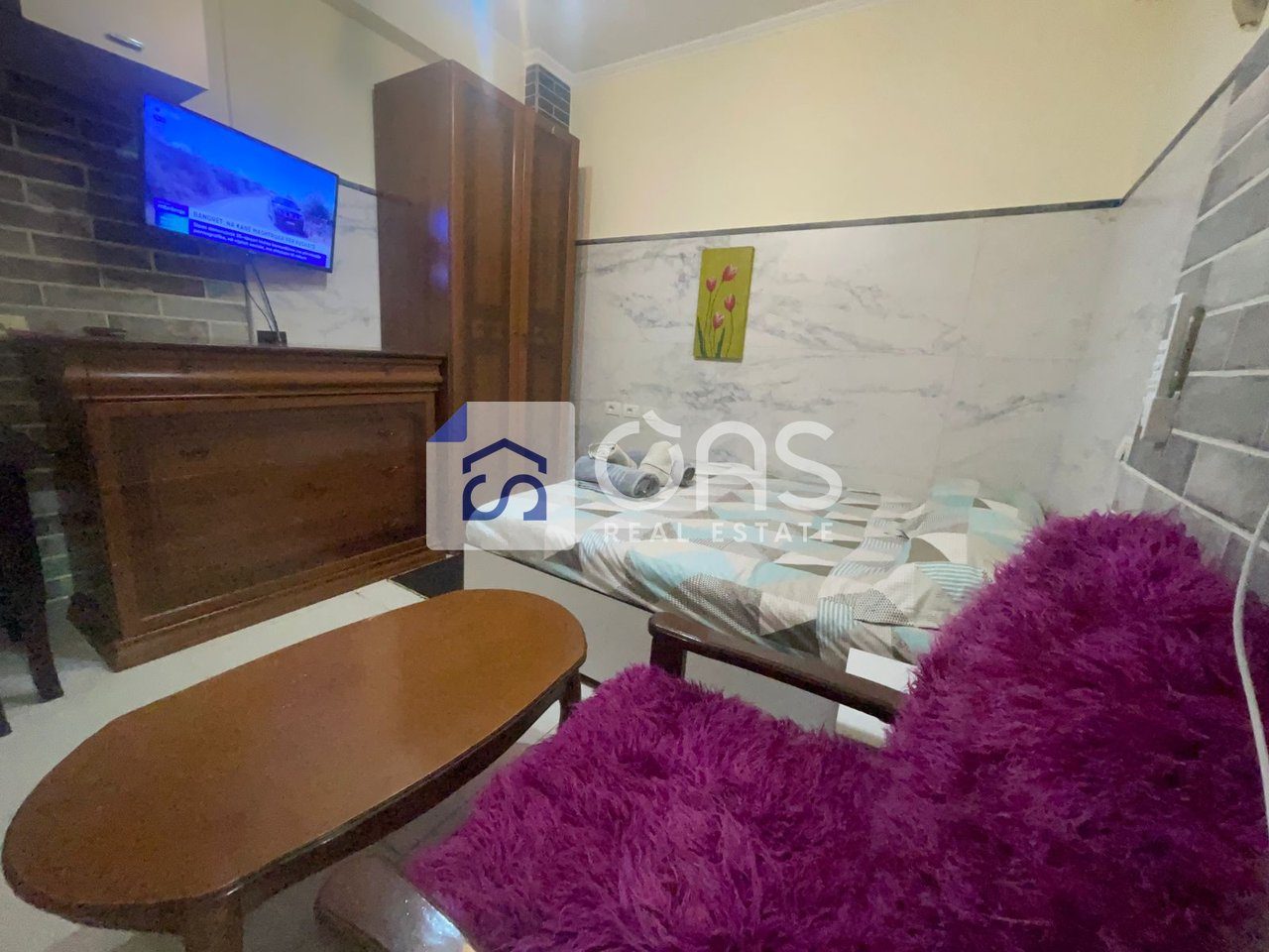 Gasonjere Me Qira në Rruga Siri Kodra, Tirana - 330€ |