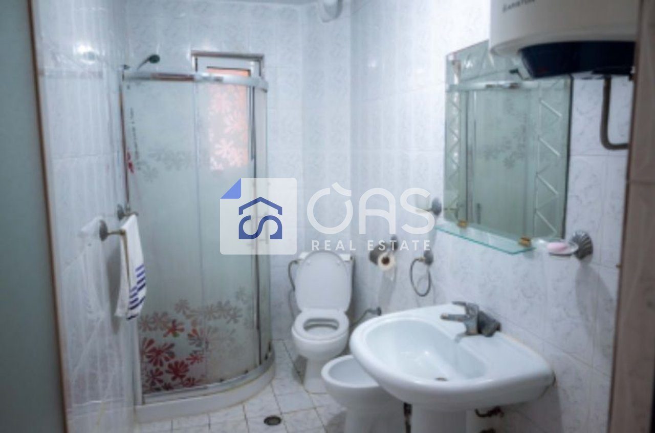 Jepet apartament me qera 3+1 ne Pazari i Ri 3