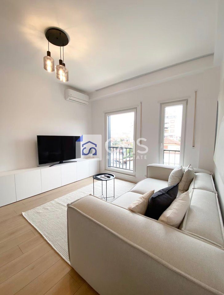 Jepet me qera apartament 1+1 tek Stacioni i Trenit 90.000 leke