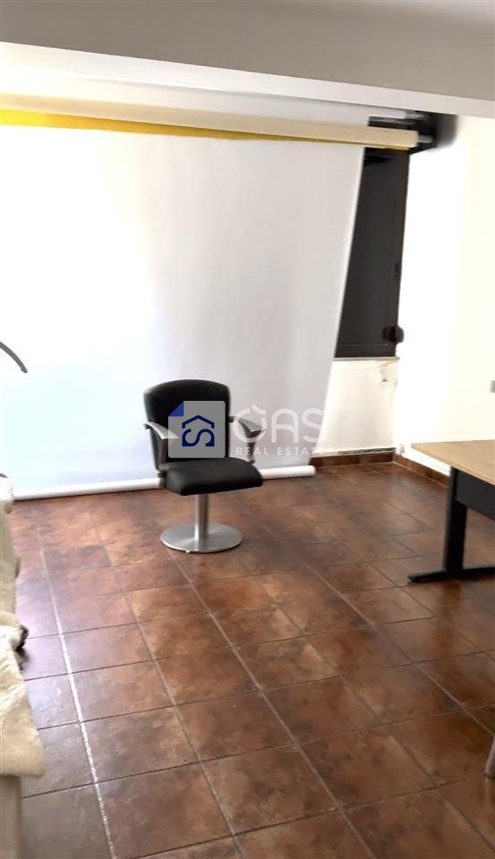 Jepet me qera apartament ose ambjent zyre 2+1 tek Myslym Shyr