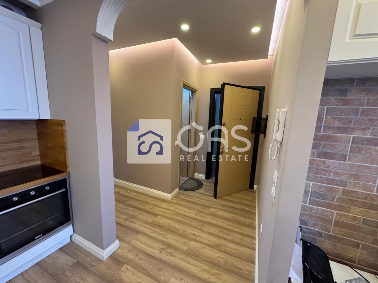 Shitet apartament 2+1 me pamje nga deti ne Durres. 3