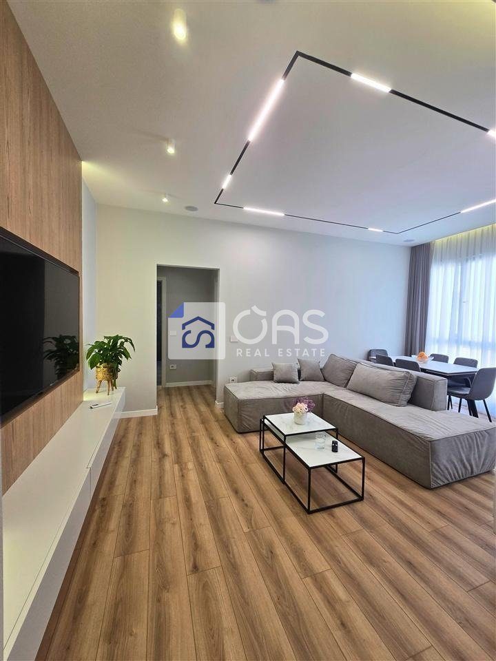 Apartament 1+1+ Parkim Me Qira në Liqeni i Thatë, Tiranë - 1400€ | 77 m²