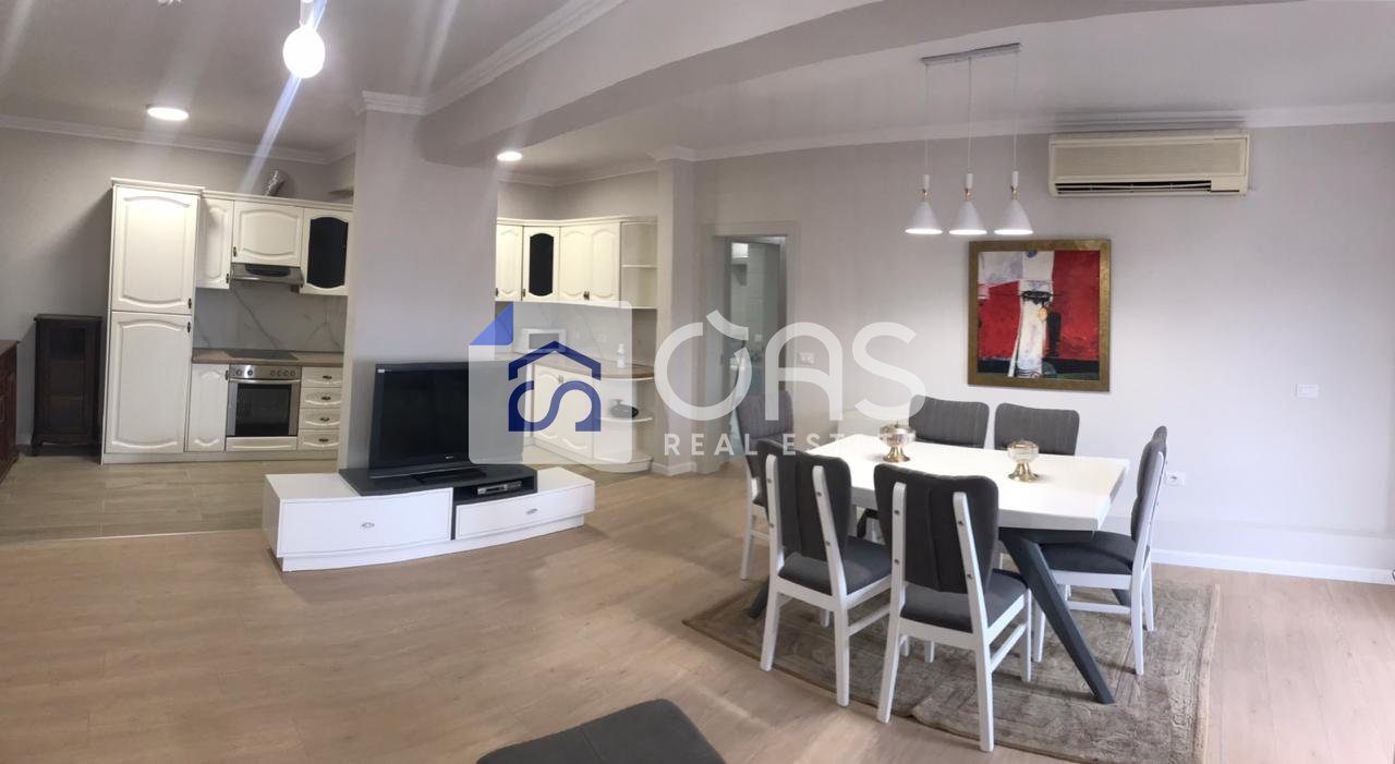 Apartament me qera 3+1 Ne Qender 4