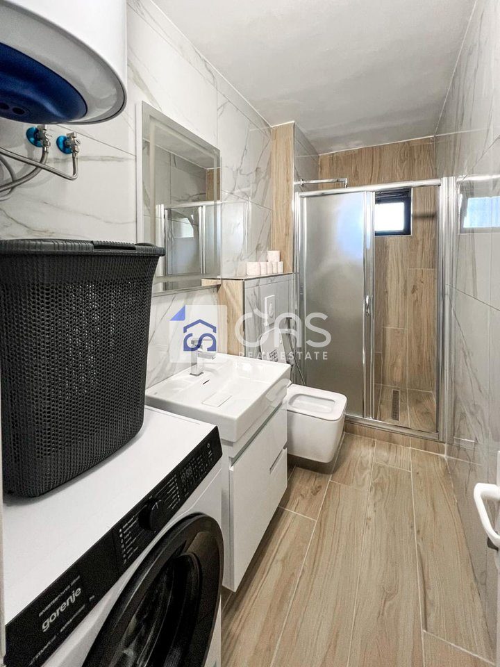 Jepet apartament me qera 2+1 Komuna Parisit 4