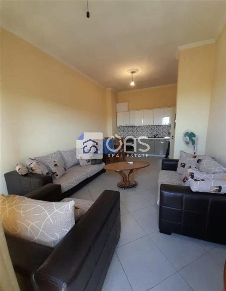 Jepet me qera apartamenti 2+1+2 ne Astir