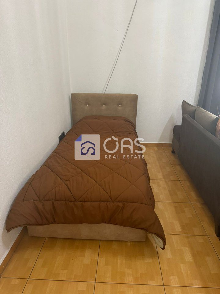 Jepet me qera apartament 1+1 Tek Rr e Dibres. 4