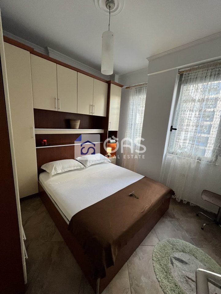 Jepet apartament 2+1 tek Rruga e Dibres 4