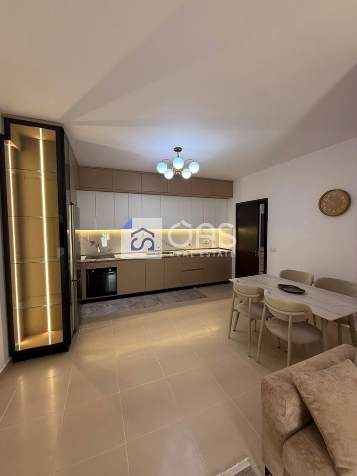Jepet me qera apartament 2+1 te Tregu Elektrik 3