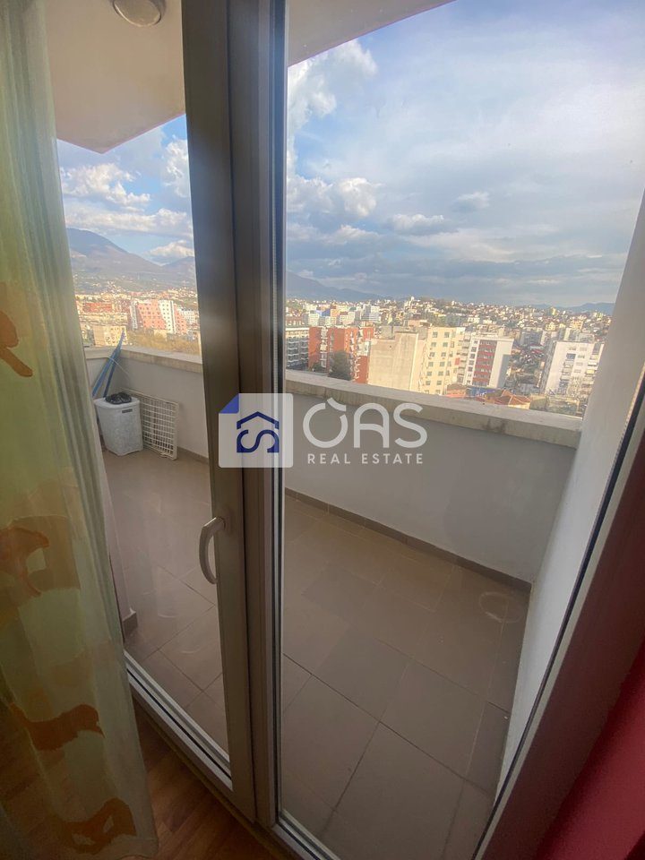 Jepet apartament me qera 3+1 tek Brryli. 3