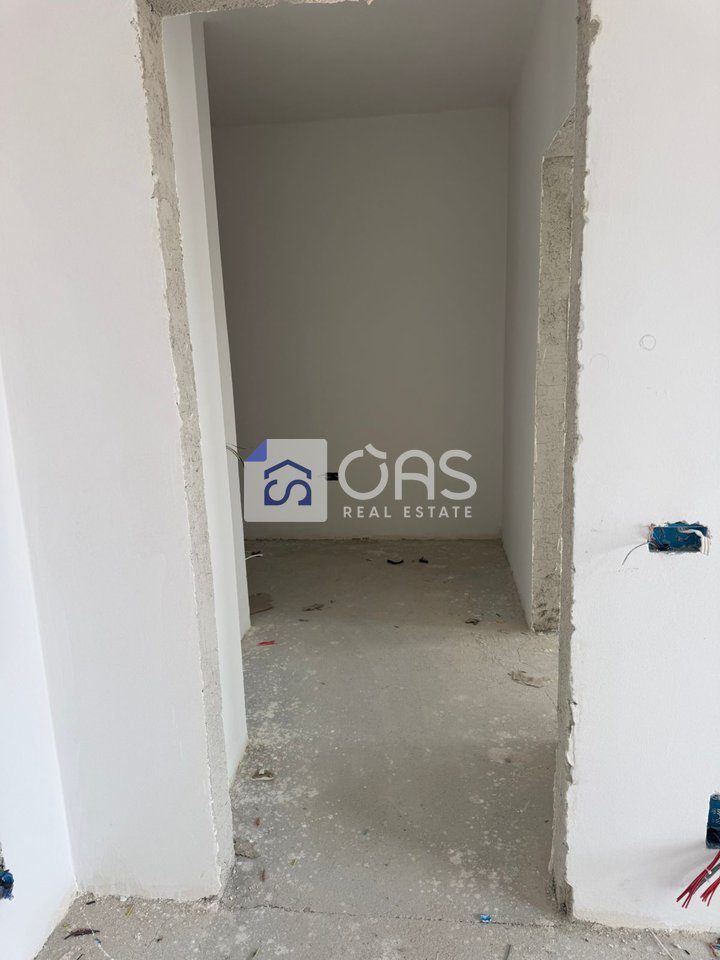 Shitet apartament 1+1 ne Kinostudio 2