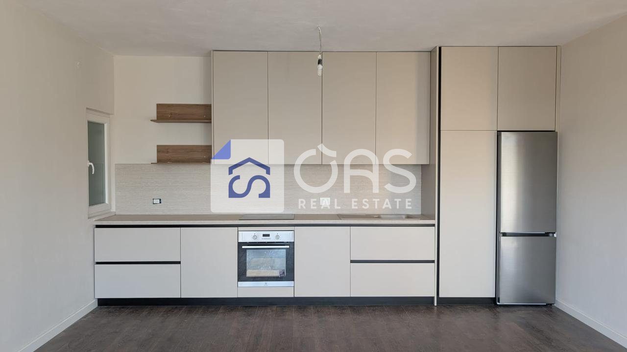 Jepet me qera apartament 2+1+2 Tek Bulevardi i Ri 2