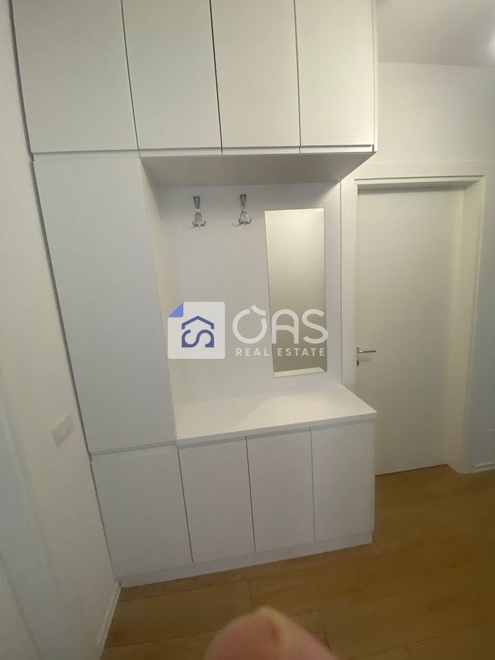 Jepet me qera apartament 1+1 tek 5 Maji. 4