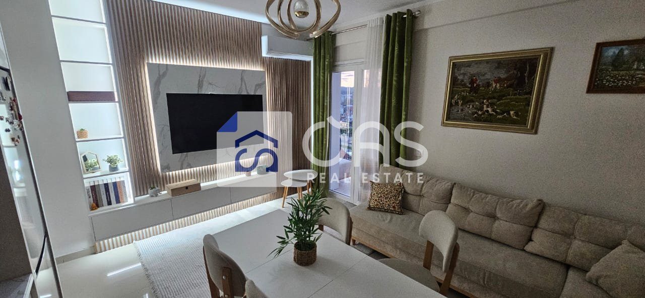 Jepet me qera apartament 2+1 Te Ish Dogana 2