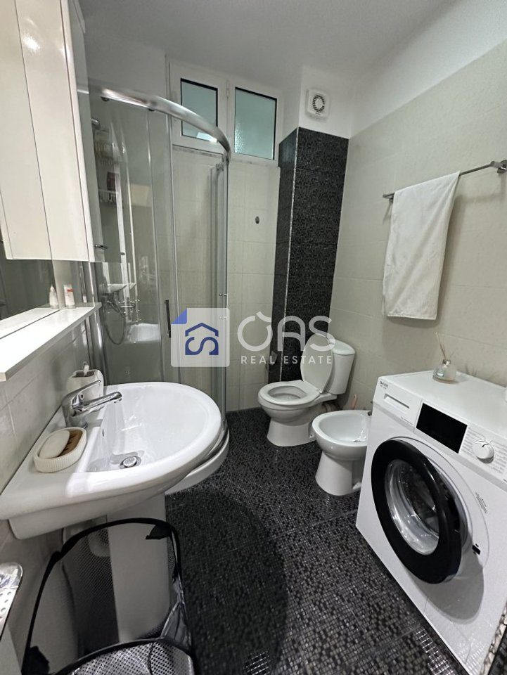 Jepet apartament me qera 2+1+2 tek Liqeni i Thate 4