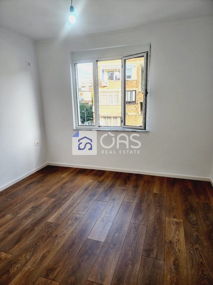 Shitet apartament 2+1 ne Ali Dem 155.000 euro 2