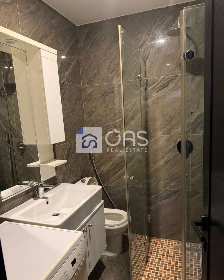 Jepet me qera apartament 1+1 QENDER 4