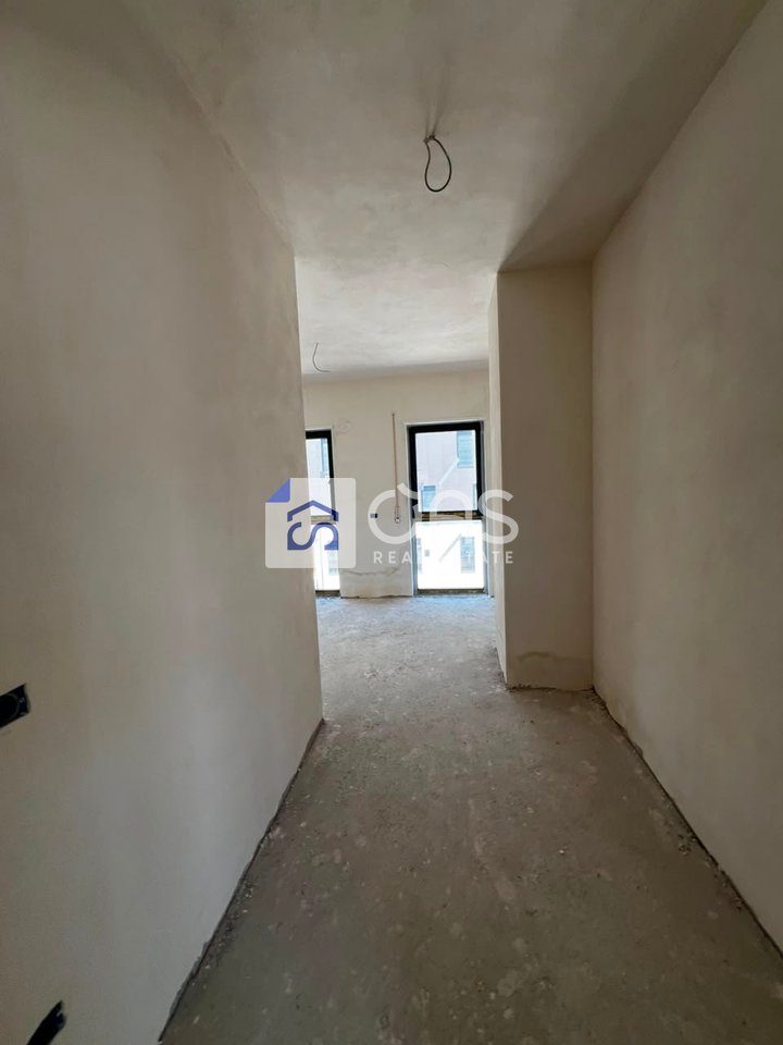 Shitet apartament 2+1 ne Don Bosko. 4