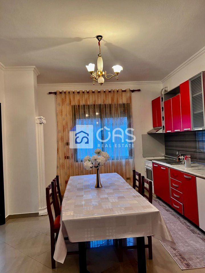 Jepet me qera apartament 2+1 ne Selit 3