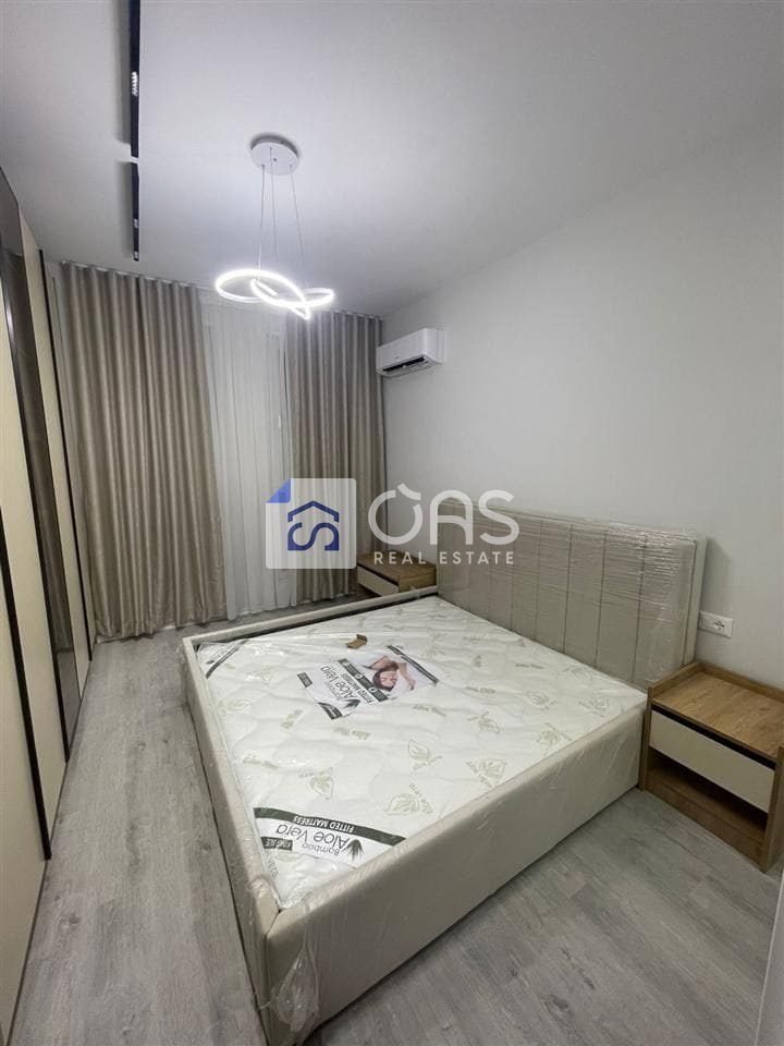 Jepet apartament me qera 2+1+P Te Univers City 3