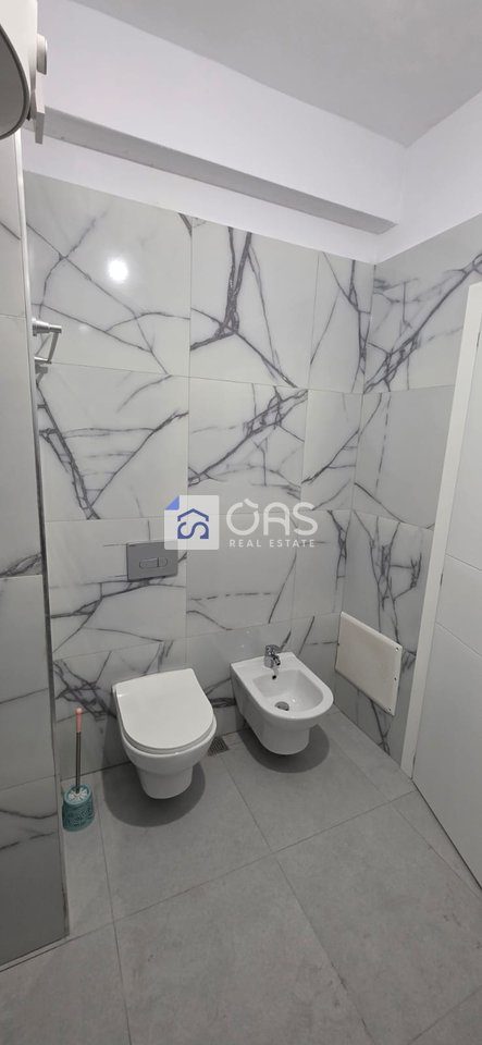 Jepet apartament me qera 1+1 ne Astir 4