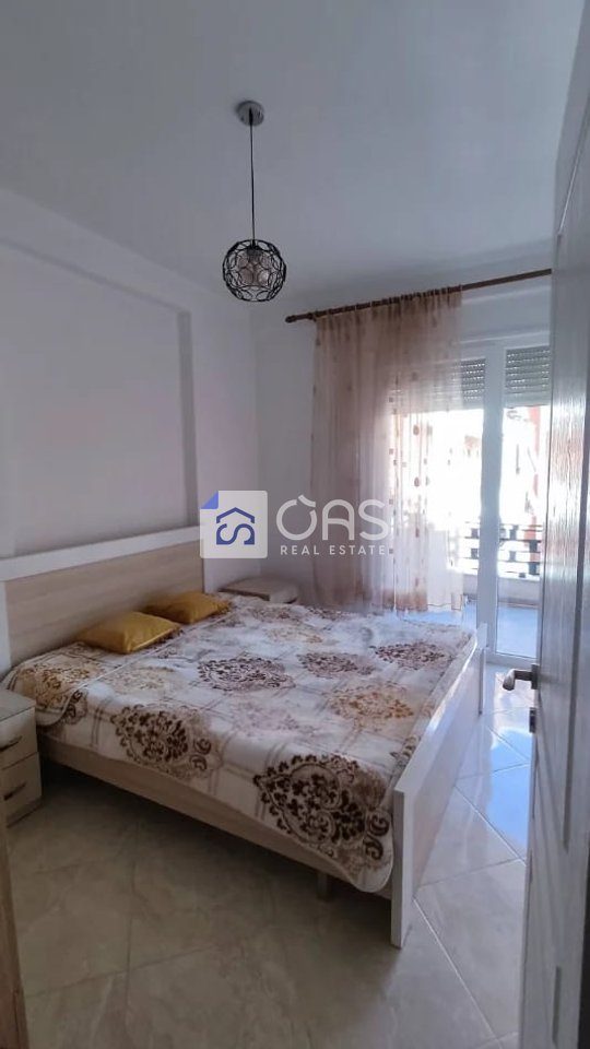 Jepet apartament me qera 1+1 Pallati Me Shigjeta 3