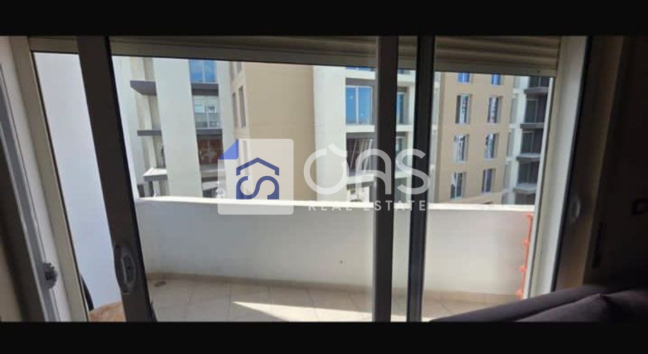Jepet me qera apartament 2+1 tek Liqeni i Thate 3