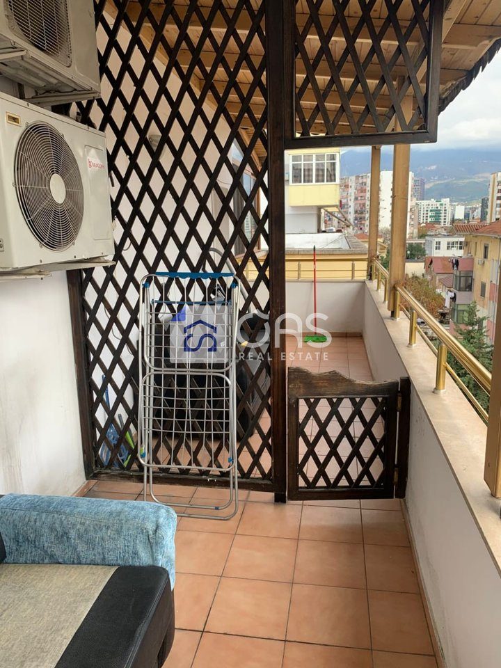 Jepet me qera apartament 1+1+Verande ne Don Bosko. 4