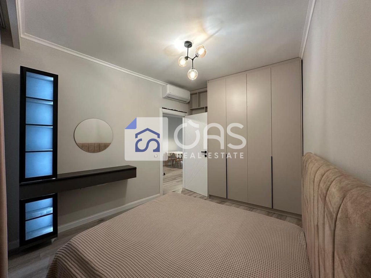 Jepet me qera apartament 1+1 pran Teg ( Rose Garden Residenc)