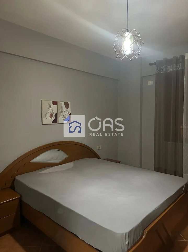 Jepet apartament me qera 2+1 Myslym Shyri 4