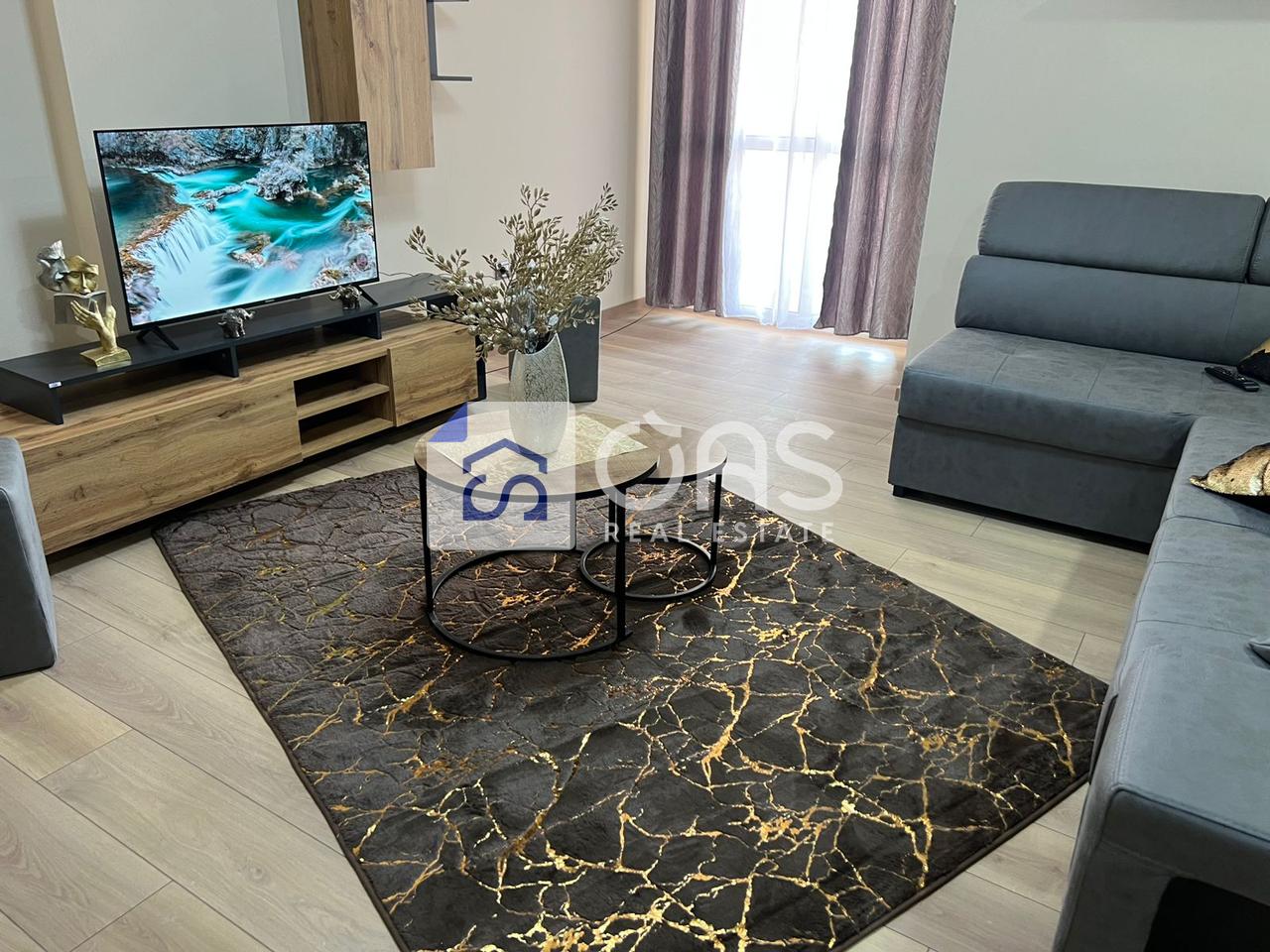 Jepet apartament me qera 1+1 ne Rrugen e Kavajes