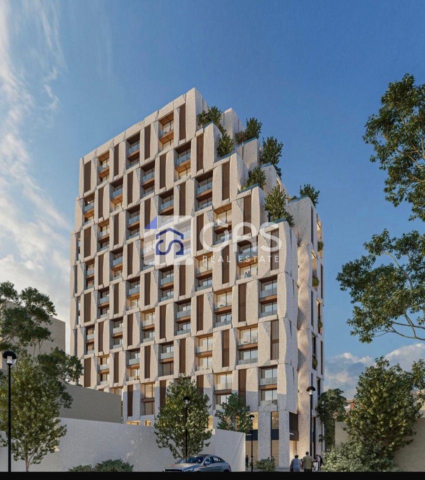 Shitet apartament 1+1 Rruga Bardhyl. 3