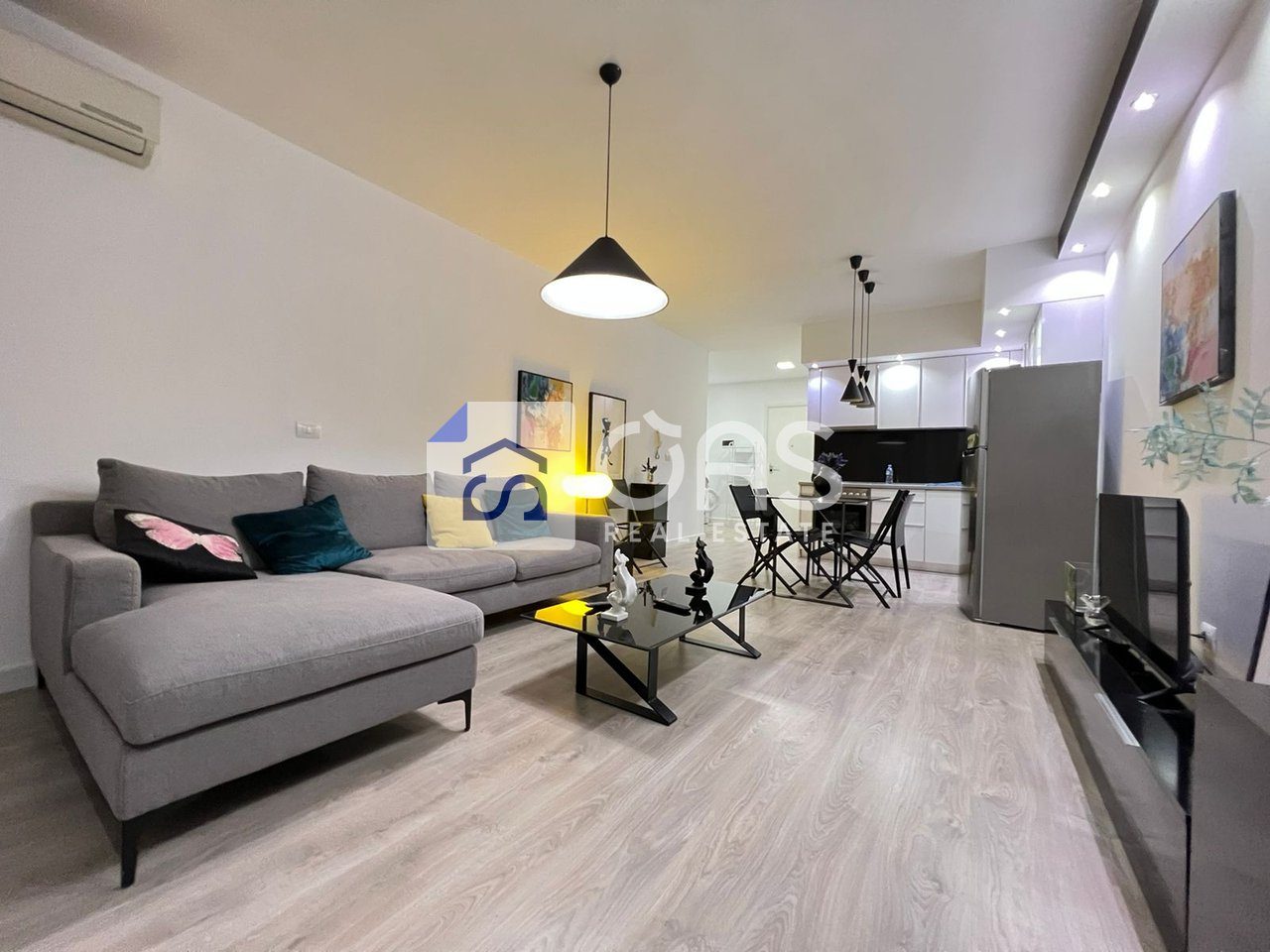 Jepet apartament 1+1 Te Rrruga e Kavajes 2